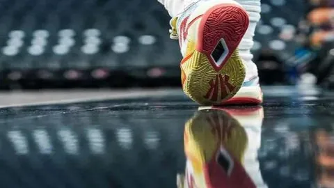 英超7胜5负数据引中游战专家质疑